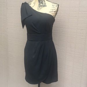 Sz M Minuet Black One Shoulder Midi Dress EUC